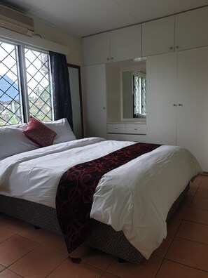 2 sovrum, strykjärn/strykbräda, wi-fi och sängkläder