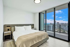 2 bedrooms, iron/ironing board, travel cot, WiFi