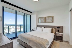 2 habitaciones, tabla de planchar con plancha, cuna de viaje y wifi 