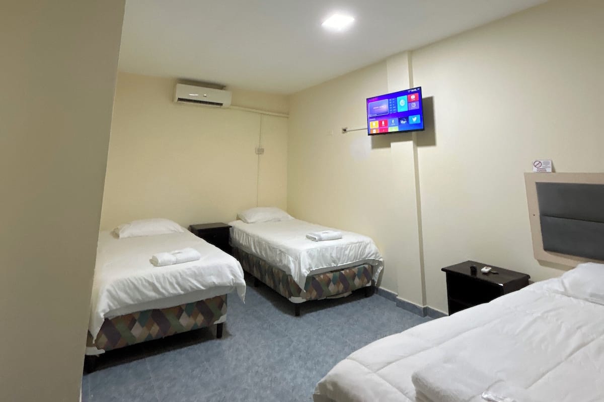 Basic Triple Room, 3 Single Beds, Non Smoking