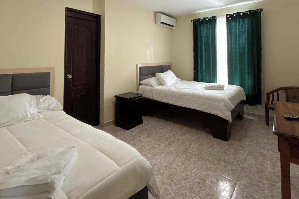 Twin Room, 2 Double Beds, Non Smoking