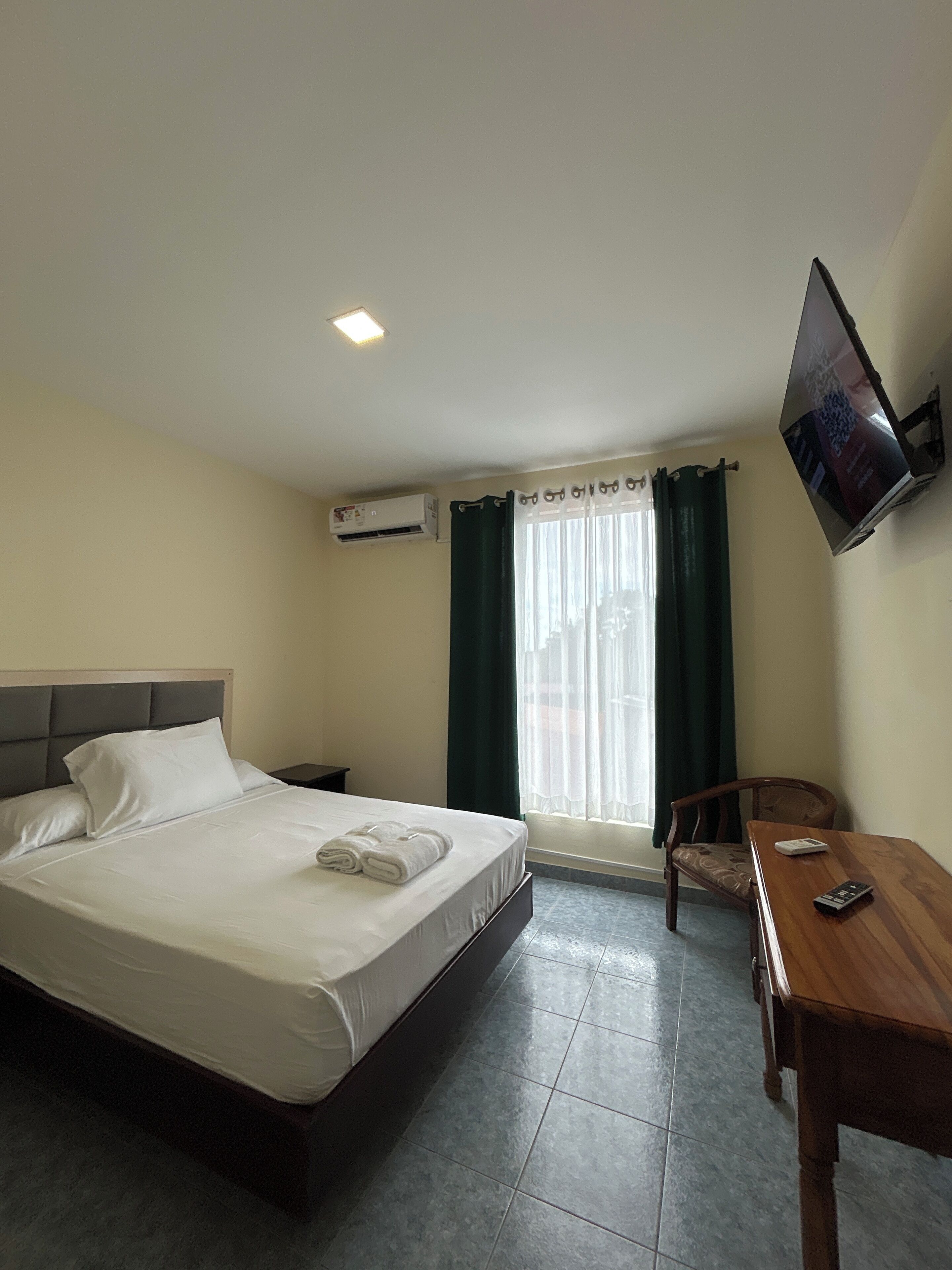 Økonomi-enkeltrom, ikke-røyk, byutsikt | Wi-fi (inkludert)