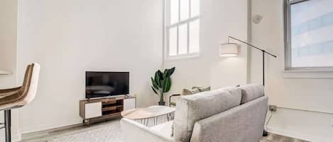 Televisor i oficines