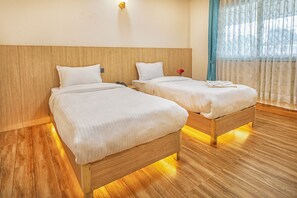 Deluxe Twin Room, Balcony