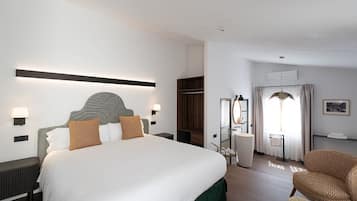 Junior Studio Suite