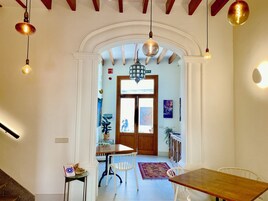 บริเวณประตูทางเข้า