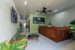 Reception - TA Hue Boutique Hotel (Hue)