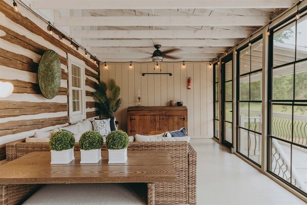 Interior - 2.5 hours from Washington D.C. this spacious 5BR 2.5BA farmhouse is on a secluded 75-acre property near Manchester, MD, in scenic Carroll County. It promises a relaxing retreat near the state line, exciting local attractions, and natural landmarks. (Manchester)