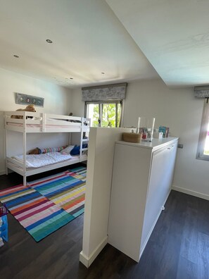 3 chambres, Wi-Fi, draps fournis