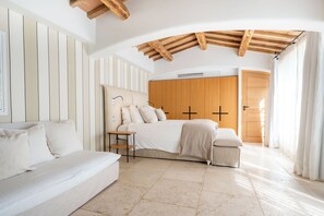 4 bedrooms, iron/ironing board, WiFi, bed sheets - Exceptional villa with swimming pool - Direct access on foot to Château de la Gaude (Aix-en-Provence)