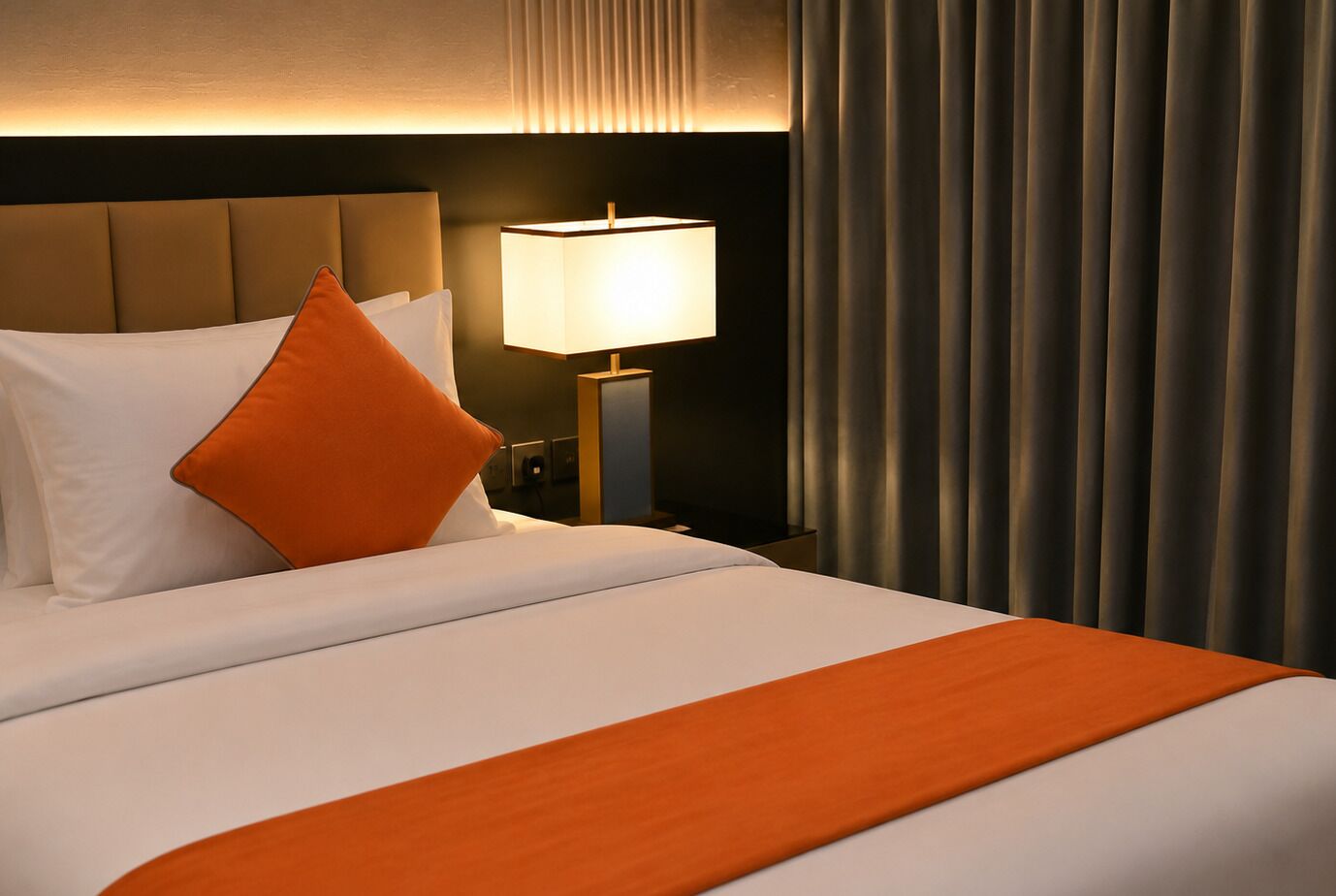 Egyptian cotton sheets, premium bedding, pillow-top beds, minibar