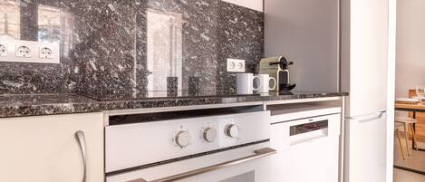 Fridge, microwave, oven, dishwasher