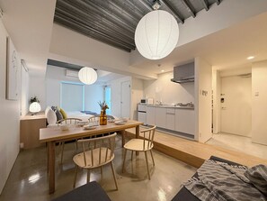 時尚開放式客房, 陽台 | 熨斗/熨衣板、免費無線上網