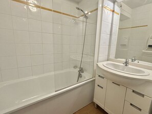 Towels - Family apartment in Flumet with pool and parking (Flumet)