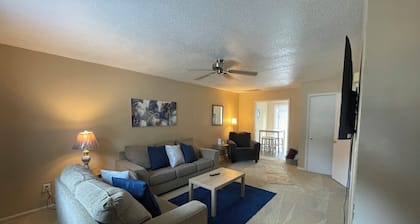 Townhome for Families & Business
