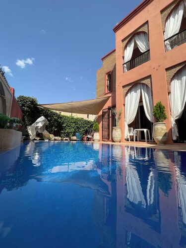 Private Villa, Half-Board Included, Private Heated Pool, Jacuzzi, Near the Medina