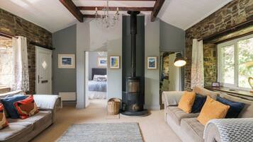 2 habitaciones, decoración personalizada y muebles diferentes