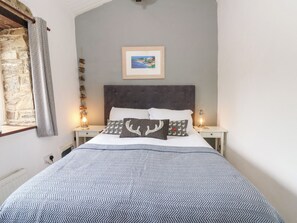 2 bedrooms, individually decorated, individually furnished, free WiFi