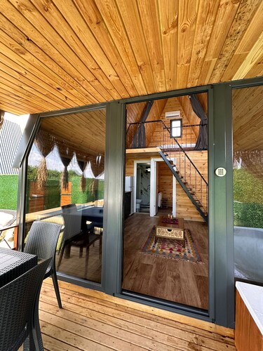 Doğa Manzaralı Havuz (ısıtmalı) ve Jakuzi - Ocakbaşı Barbekü