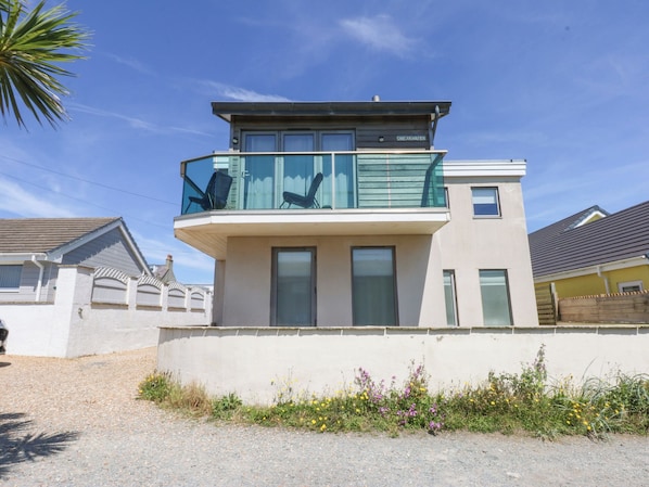 كوخ | المنشأة من الخارج