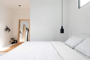 3 chambres, fer et planche Ă repasser, Wi-Fi, draps fournis