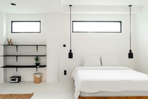 3 chambres, fer et planche à repasser, Wi-Fi, draps fournis