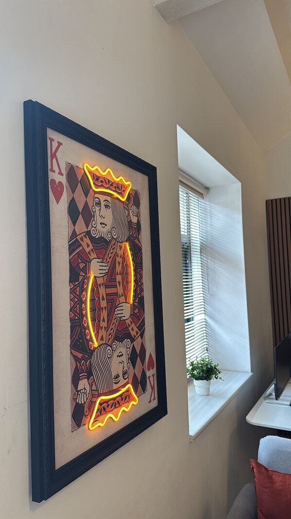 Interior - Ultra Central - Walk to it all - 4 Guests (Leeds)