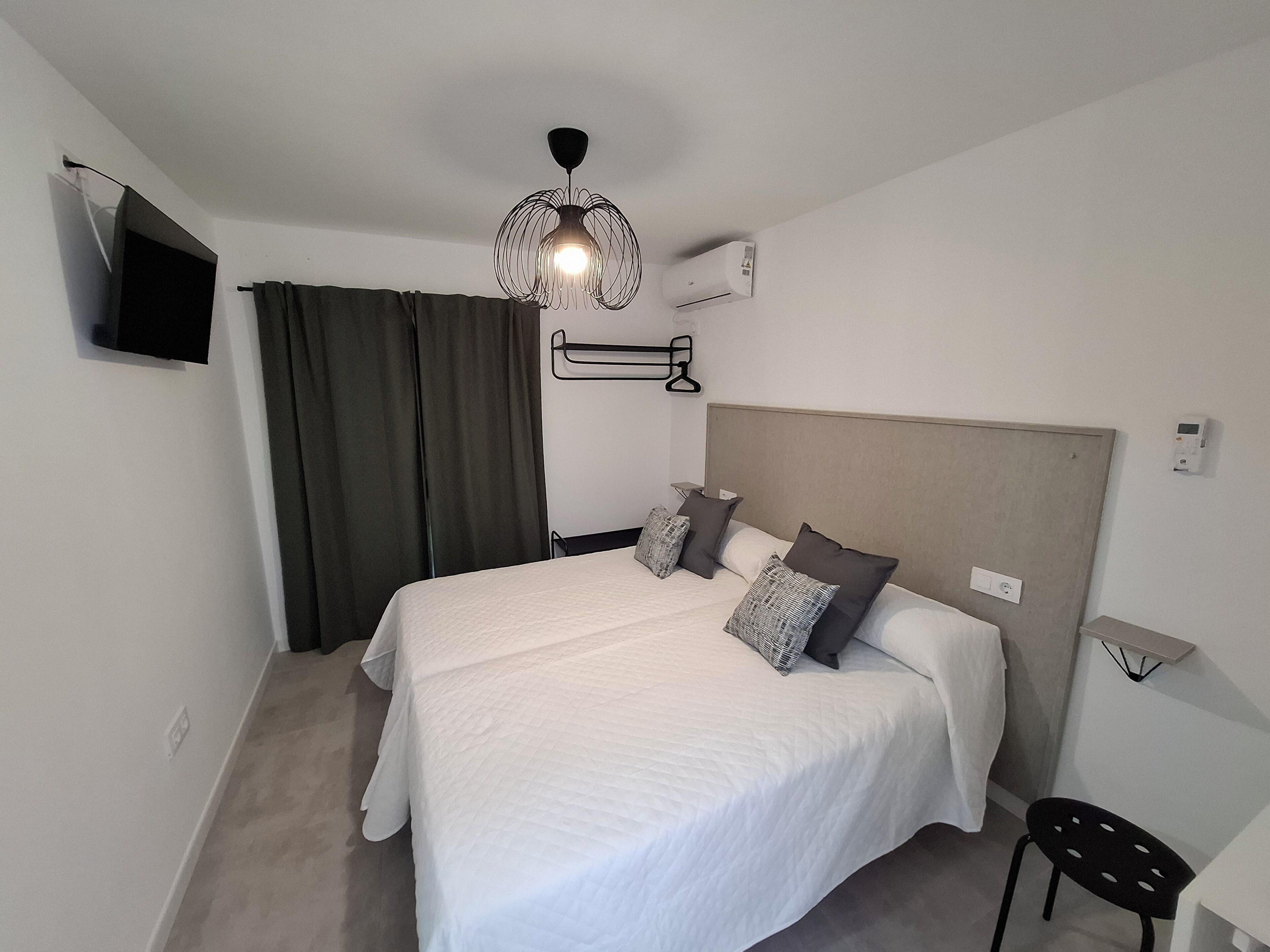 Desk, laptop workspace, free WiFi