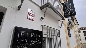 Fachada da propriedade