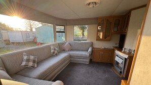 Living area - Welshpool Twin Ayre Caravan - Escape to Nature (Welshpool)