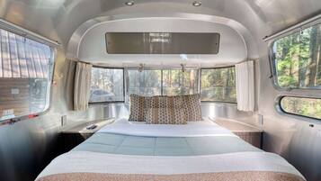3 chambres, fer et planche à repasser, lit de bébé portatif, Wi-Fi