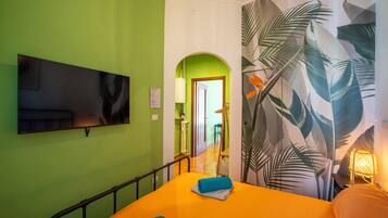 1 camera, ferro/asse da stiro, Wi-Fi, lenzuola