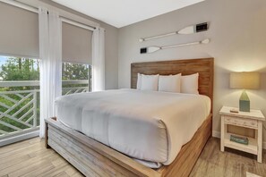 1 bedroom, Internet, bed sheets - Studio condo on 1st Floor with Bay views at Bahia in Sandestin Golf & Beach Resort (Miramar Beach)