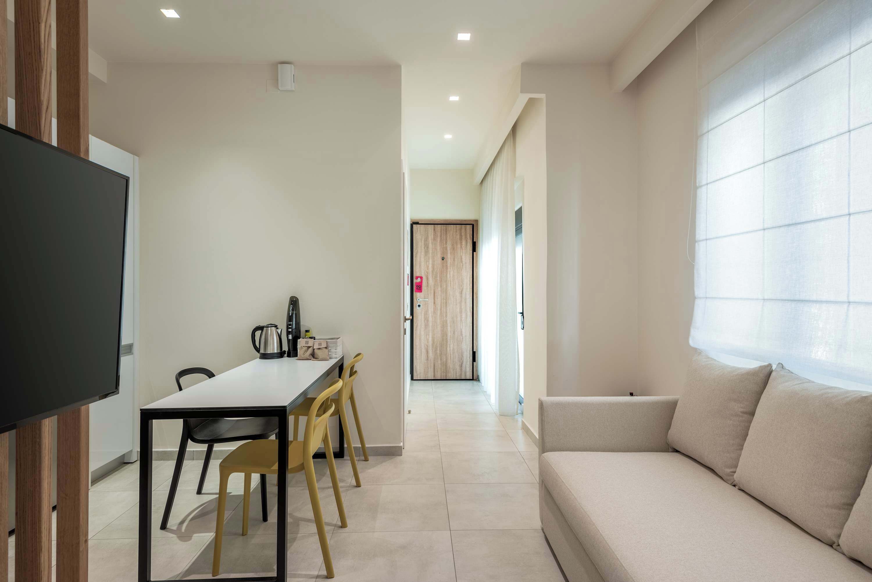 Smart TV, offices