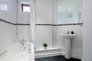 Apartment, Balcony | Bathroom | Free toiletries, hair dryer, towels, soap