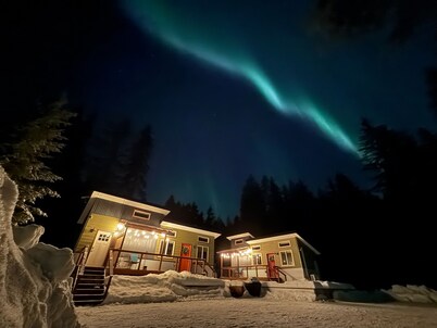 Modern Tiny House in Seward - 5 Min to Harbor & Tours