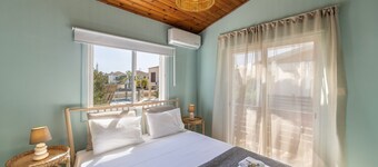 Larnaca Oneiro Seaside Villa