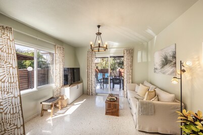 Larnaca Oneiro Seaside Villa