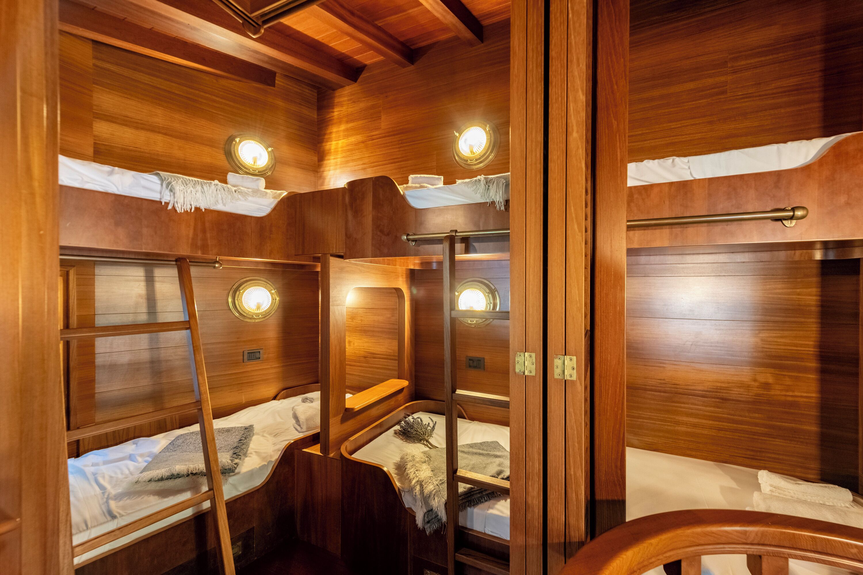 Standard Studio, Sea View, Sea Facing (Portofino Sea View Home in Paraggi) | Free WiFi, bed sheets