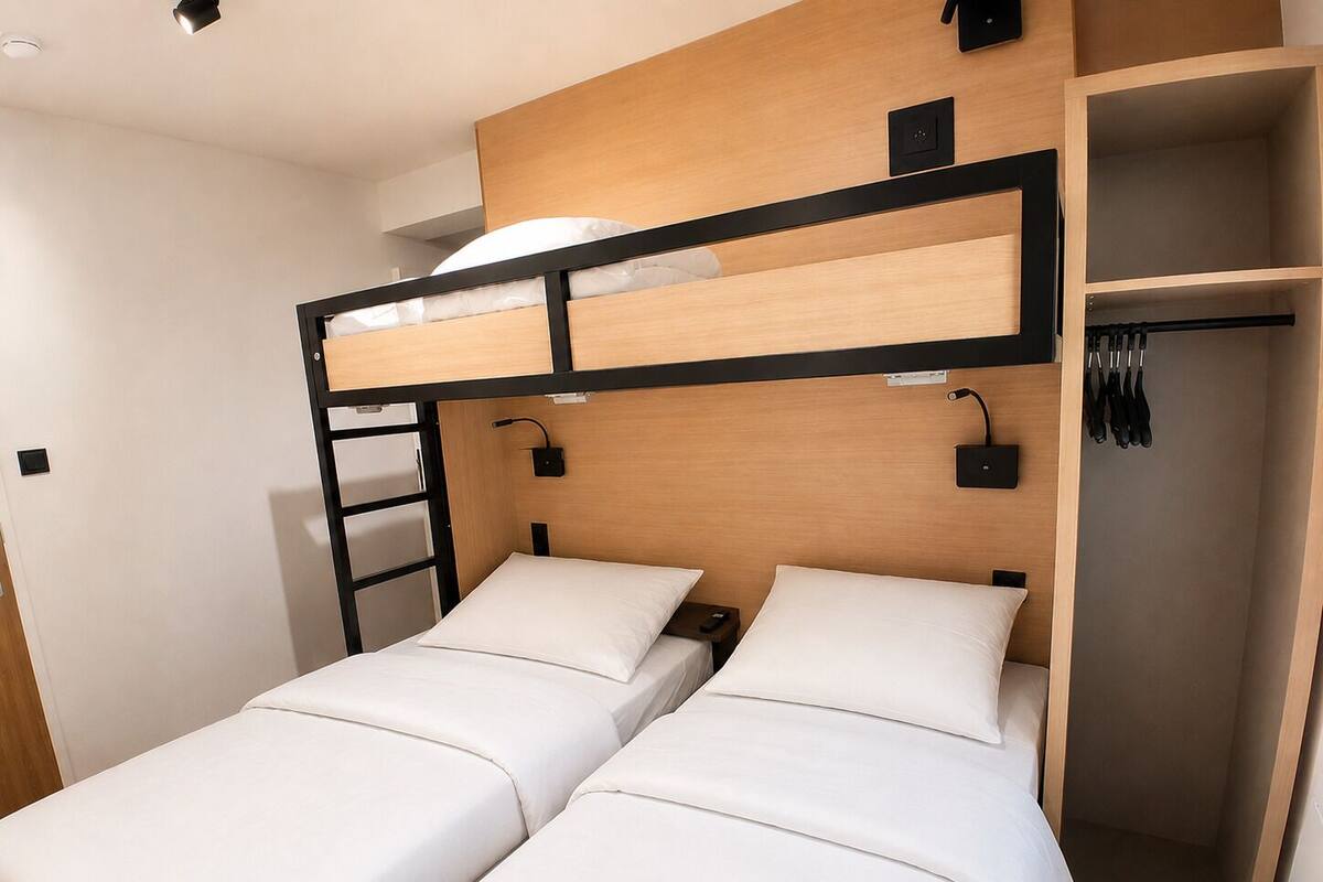 Comfort Room, Multiple Beds | WiFi (free)