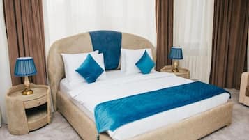 Ropa de cama de alta calidad, colchones Select Comfort y minibar