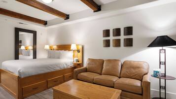 1 habitación, tabla de planchar con plancha, wifi gratis y ropa de cama