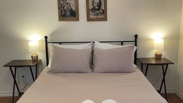 1 habitación, wifi y ropa de cama