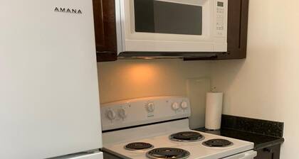 1-bedroom apartment in lovely Lindale