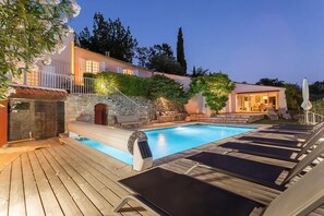 Pool - Country house with private pool, quiet comfort & nature (Seillans)