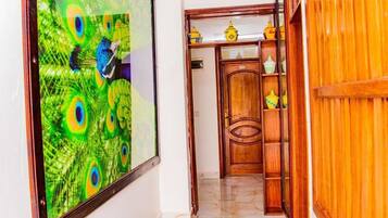 Room, 2 Bedrooms, Balcony, Pool View | Interior