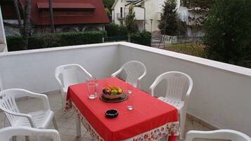 Villa, 3 Bedrooms, Patio, Garden View | Balcony