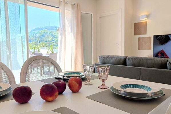 Dining - Tesino Green – Eco Stay with Beach Access (Grottammare)