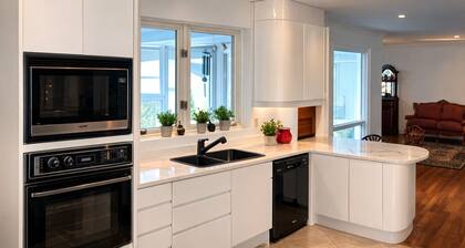 L`urbaine. Piscine creusée.