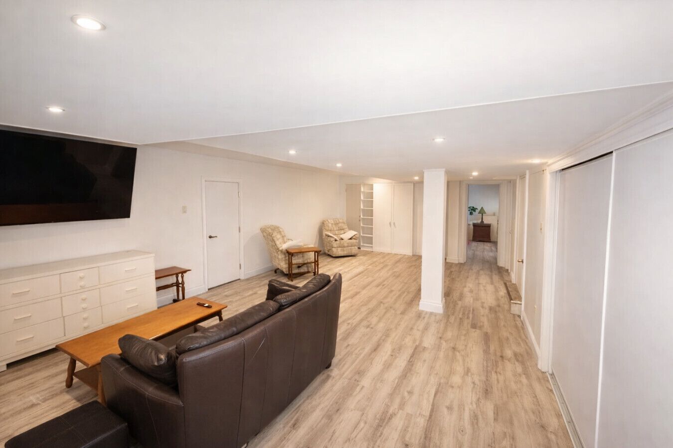 المنشأة من الداخل